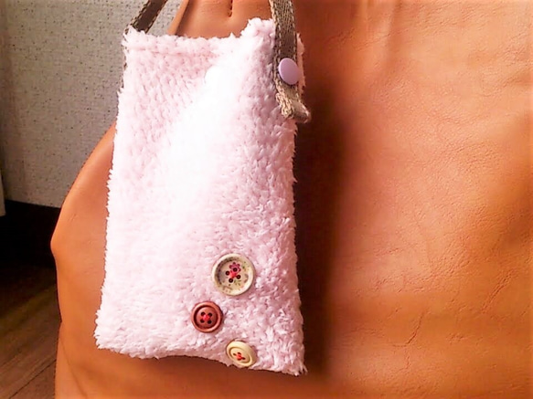 ファー小物♡【鞄に付けるポーチ*:･'ﾟ☆】プードルファー*pink*ボタン* 3枚目の画像