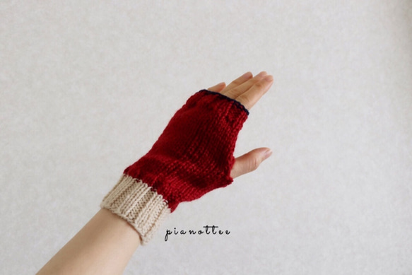 指なし手袋(赤×ミルク色×ネイビー) M 3枚目の画像