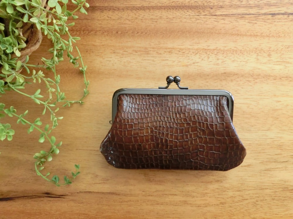 シックな雰囲気の型押し革のがま口財布 がま口（メンズ） Niger