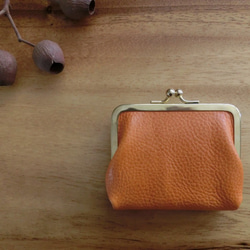 真鍮製がま口のヌメ革財布（黄茶） 1枚目の画像