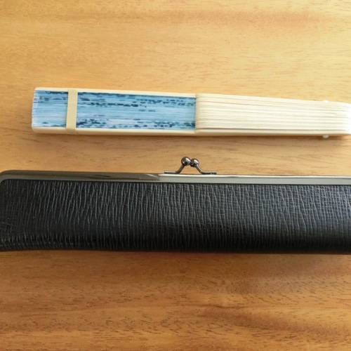 本革のがま口扇子ケース(ブラック） がま口 Niger（ニゲル） 通販