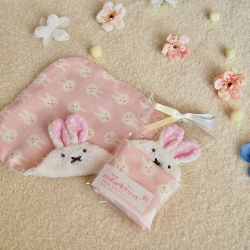ピンクハウス♡クイーンハートコサージュ&50周年タオルハンカチ