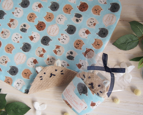 【海外 正規品】 ねこちゃん大判タオルハンカチ♡茶色猫ちゃん(たくさんのねこ柄 その他