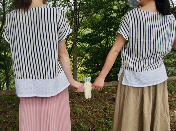受注生産　ぬいぐるみ付き　優しいダブルガーゼTシャツ（うさちゃん×ネイビーストライプ） 6枚目の画像