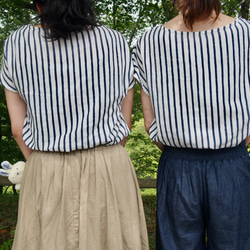 受注生産　ぬいぐるみ付き　優しいダブルガーゼTシャツ（うさちゃん×ネイビーストライプ） 8枚目の画像