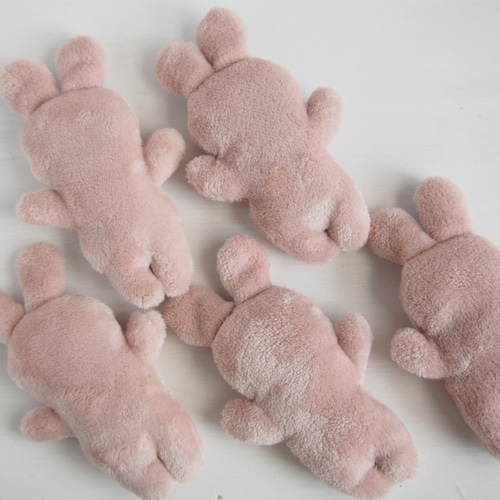 くすみピンクうさぎちゃん （フランネルボアぬいぐるみ