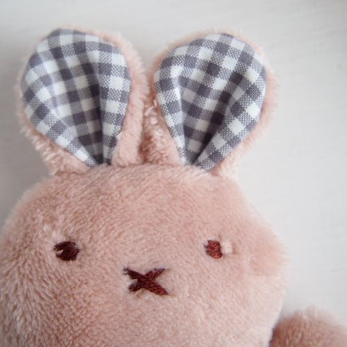くすみピンクうさぎちゃん （フランネルボアぬいぐるみ