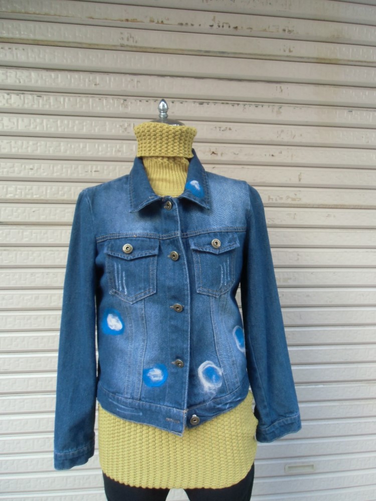 登美 刺繍模様 デニムジャケット　お値下げしました◎ 刺繍模様 登美 デニムジャケット　お値下げしました◎