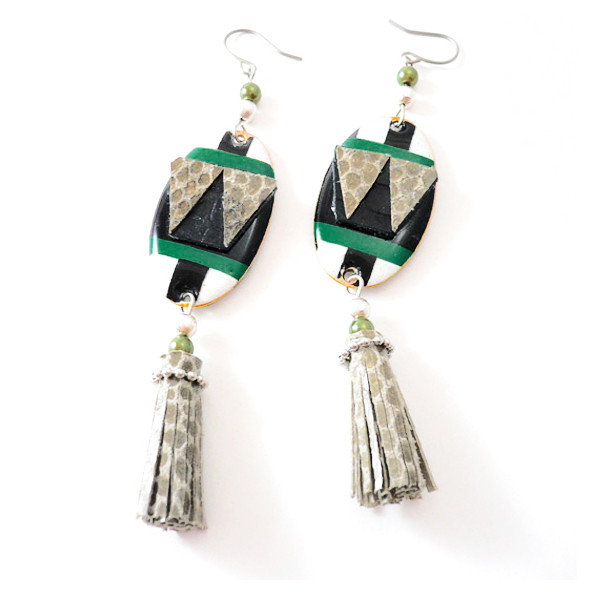 Leather tassel [beige×green]　SV925ピアス イヤリング可