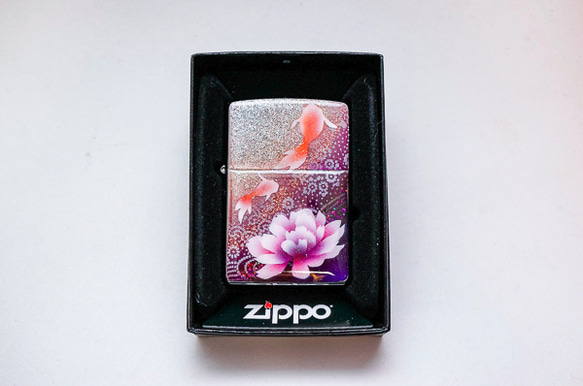 名入れ無料 ZIPPO　牡丹と金魚　ジッポ　ライター　箱付き　銀箔 3枚目の画像