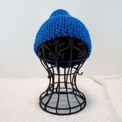 【特価品】ストレッチ編みのニット帽　ブルー 2枚目の画像