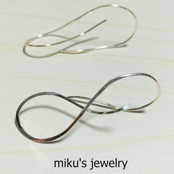 silver 925 big infinity hoop earrings 3枚目の画像