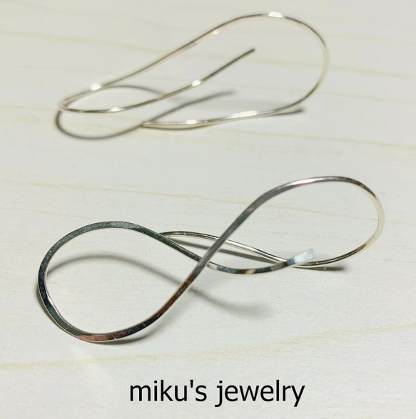 silver 925 big infinity hoop earrings 3枚目の画像