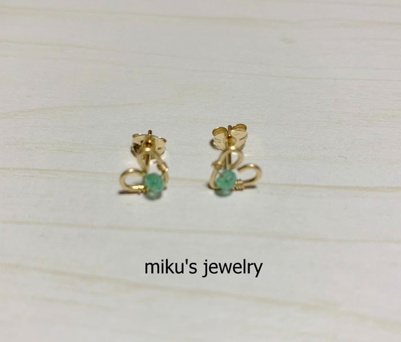 14kgf heart emerald earrings 1枚目の画像