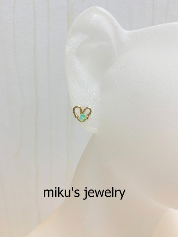 14kgf heart emerald earrings 3枚目の画像