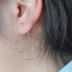 12kgf sakura hoop ピアス 1枚目の画像