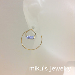 14kgf one like two tanzanite フープピアス 2枚目の画像