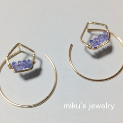 14kgf one like two tanzanite フープピアス 3枚目の画像