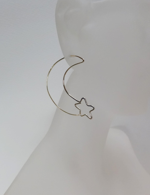 14kgf moon and star hoop ピアス 3枚目の画像