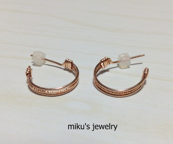 14kgf mini pink earrings 2枚目の画像