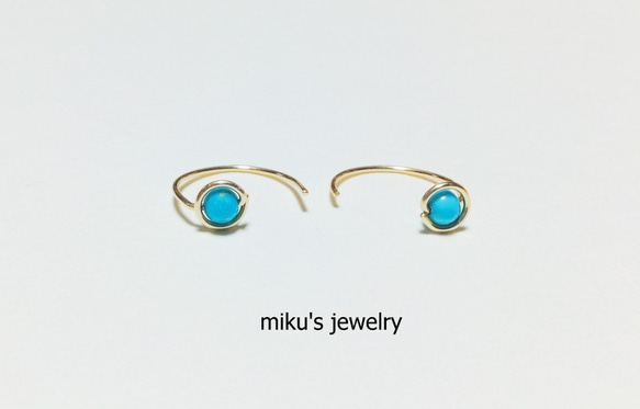 14kgf dainty turquoise earrings hoop 2枚目の画像