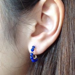 14kgf lapis lazuli huggie hoop earrings 2枚目の画像