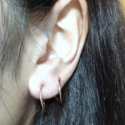 14kgf pink faux double spiral hoop earrings 4枚目の画像