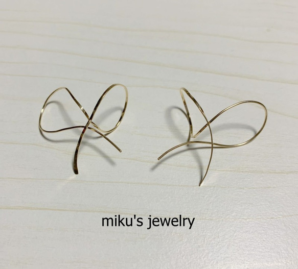 14kgf ribbon hoop earrings 4枚目の画像