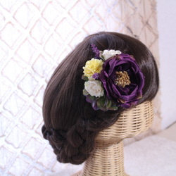 ボルドー色のカップ咲ローズのコサージュ＆髪飾り 3枚目の画像