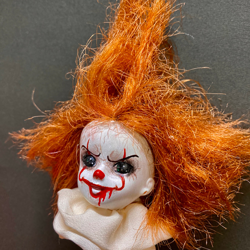 ハロウィン ペニーワイズ キーホルダー ストラップ ハロウィン ペニーワイズ キーホルダー ストラップ