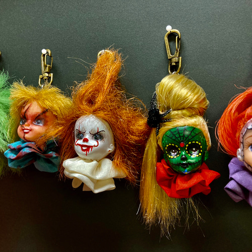 ハロウィン チャッキーコス キーホルダー キーホルダー うつけ 通販