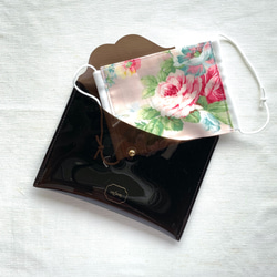 成人女性面膜盒&lt;深棕色&gt;由PVC材質製成的無袋，可完全清洗 第2張的照片