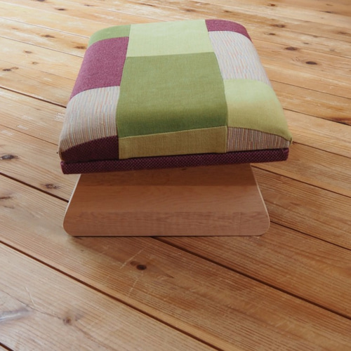 サクラサクラ　椅子１ Sakura Sakura – side chair – Time & Style