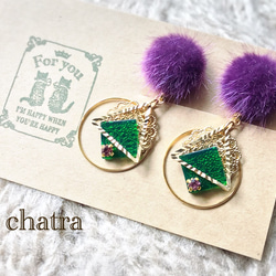 新作♡purplefarcabochon＊green♡retromodeイヤリング♡ 1枚目の画像