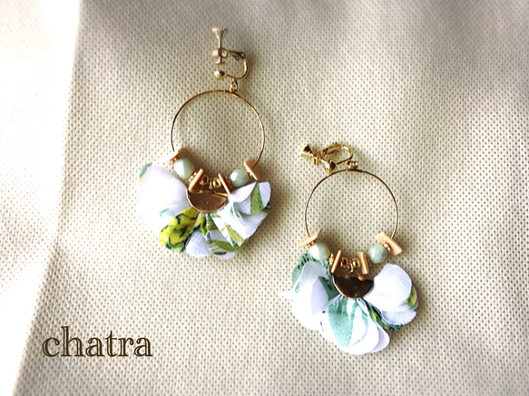 新作♡chiffonflower＆shell＊white＆green 3枚目の画像