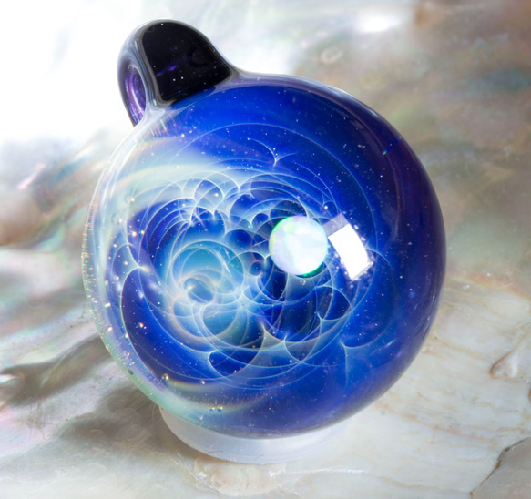 玻璃中的宇宙 玻璃珠墜飾  gx287 第1張的照片