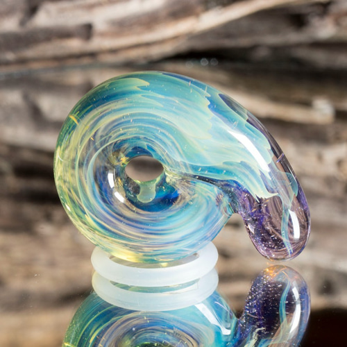 ガメラ　勾玉　ペンダント　クリアタイプ ガメラ 勾玉 ペンダント クリアタイプ