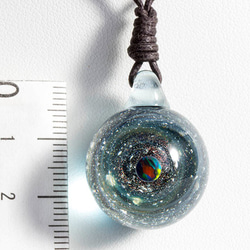 硝子仕掛けの宇宙　ガラスとんぼ玉ペンダント g-4 4枚目の画像