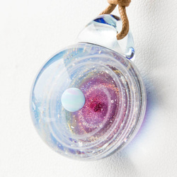 硝子仕掛けの宇宙　ガラスとんぼ玉ペンダント g-5 1枚目の画像