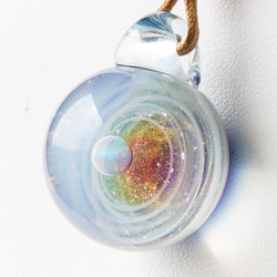 硝子仕掛けの宇宙　ガラスとんぼ玉ペンダント g-4 1枚目の画像