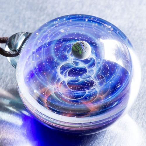 宇宙ガラス　ネックレス 硝子仕掛けの宇宙 ガラスペンダント gx134 ネックレス・ペンダント