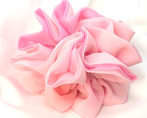 ハンドメイドシュシュM-4216♡薔薇柄×ストロベリージョーゼット