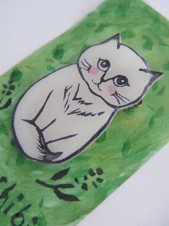 モフしっぽ猫ブローチ - 猫絵描きオリジナルブローチ 5枚目の画像