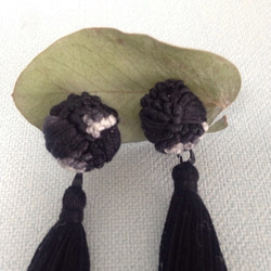 long tassel earring （pierce） 1枚目の画像