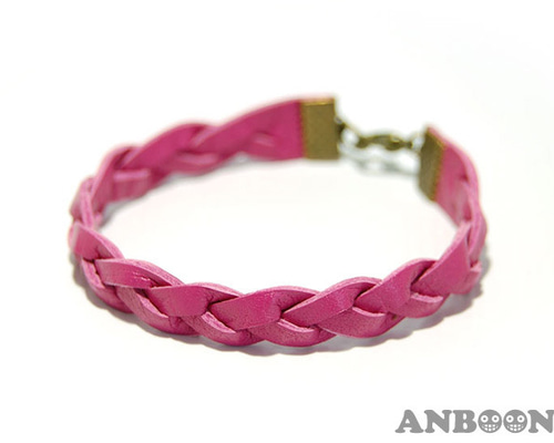 レザーブレスレット☆ピンク《三つ編み》 ブレスレット ANBOON 通販