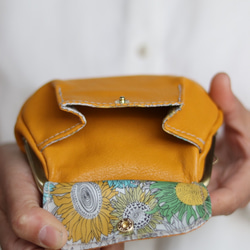 外ポケットが便利な❤️革の親子がまぐち財布　イエロー 3枚目の画像