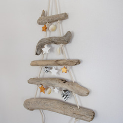 【Creema限定】流木壁掛け タペストリー クリスマスツリー 手作りオーナメント付属 自然色 cw001 2枚目の画像