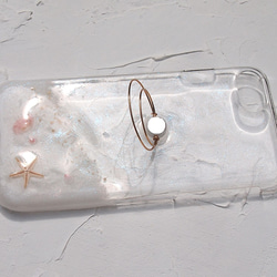 白い浜辺と月の影。　真鍮リングと小さなヒトデ、貝殻のスマホケース　(多機種対応iPhone / Android) 7枚目の画像