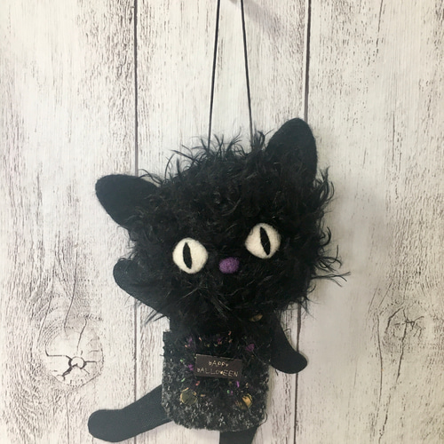 割ピン仕掛け人形 ハロウィン黒猫 羊毛フェルト chic chic. 鶴田奈美