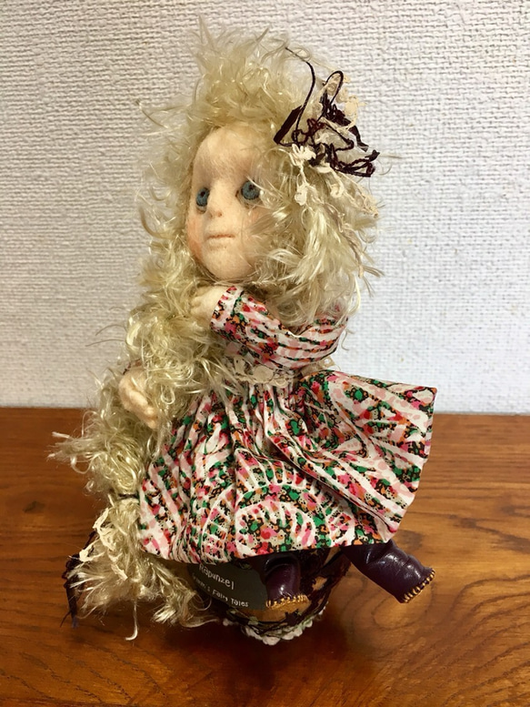 「ラプンツェル」手のひらの童話シリーズ ラプンツェル